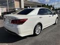 2014 Toyota Crown Hybrid