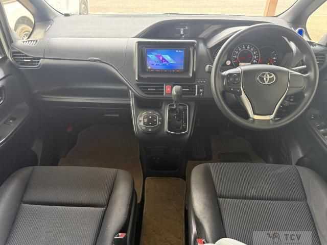 2019 Toyota Voxy