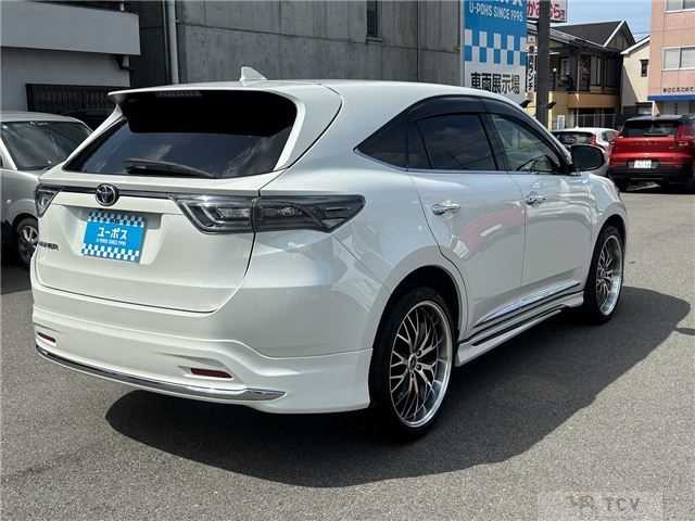 2015 Toyota Harrier