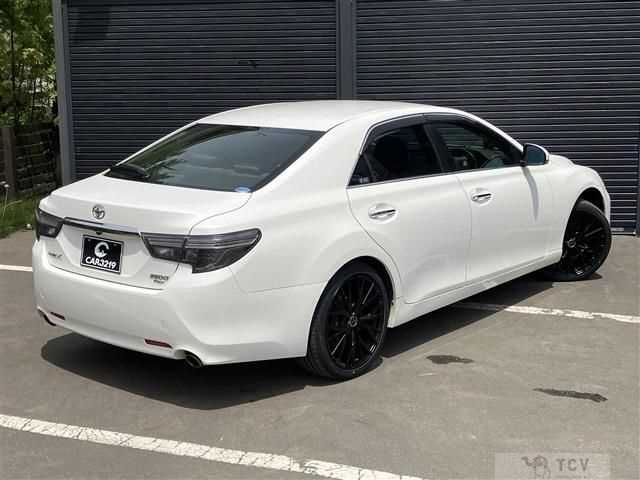 2017 Toyota Mark X