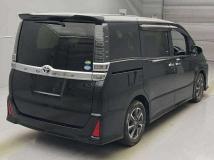 2018 Toyota Voxy