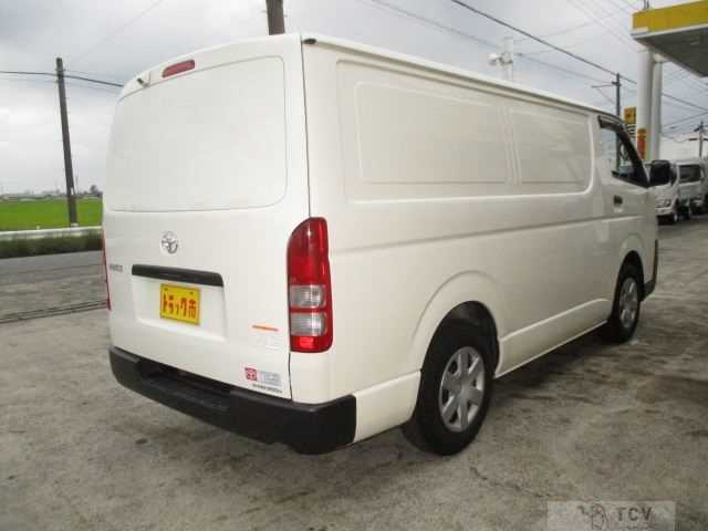 2017 Toyota Hiace