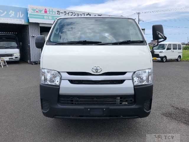 2014 Toyota Regiusace