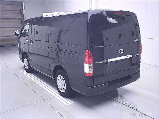 2020 Toyota Regiusace