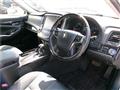 2014 Toyota Crown Hybrid