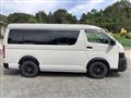 2010 Toyota Hiace