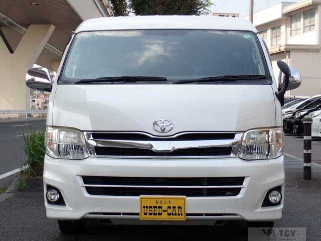2013 Toyota Hiace