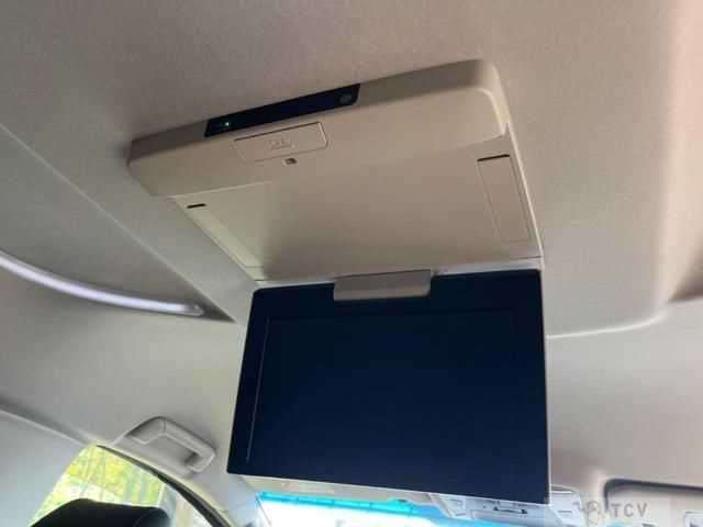 2015 Toyota Vellfire