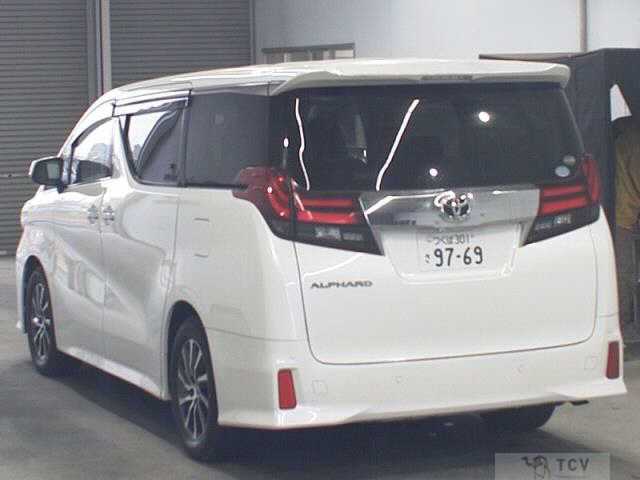 2015 Toyota Alphard