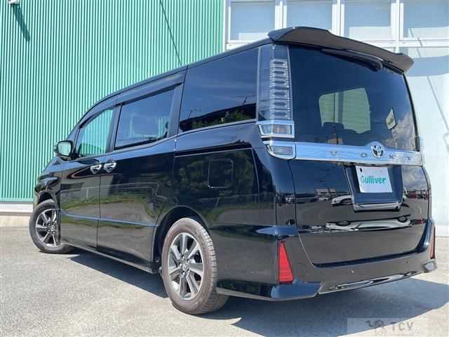 2020 Toyota Voxy