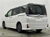 2017 Toyota Voxy