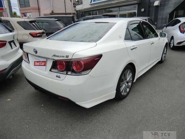 2018 Toyota Crown Hybrid