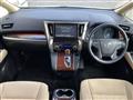 2015 Toyota Vellfire