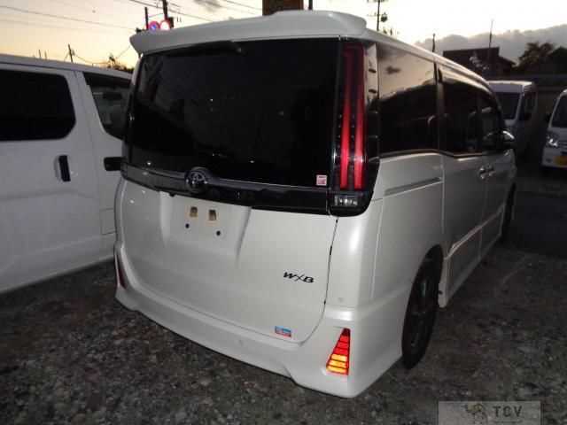 2020 Toyota Noah