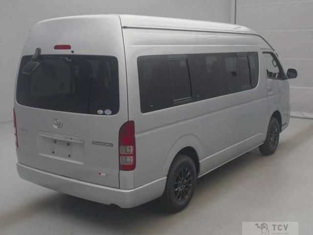 2011 Toyota Hiace Wagon