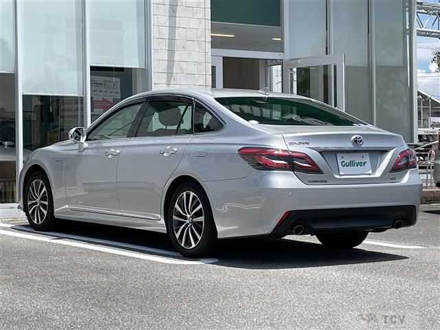 2018 Toyota Crown Hybrid