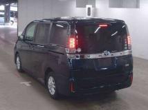 2018 Toyota Voxy