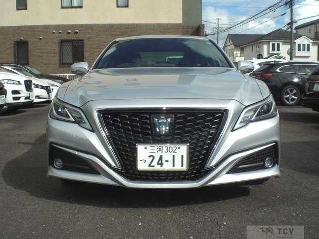 2019 Toyota Crown
