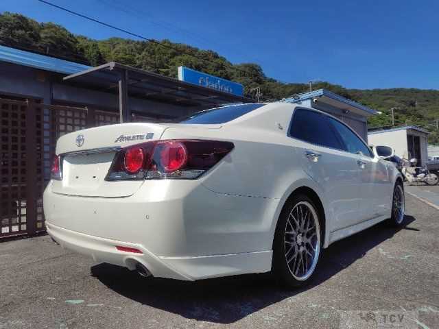 2015 Toyota Crown