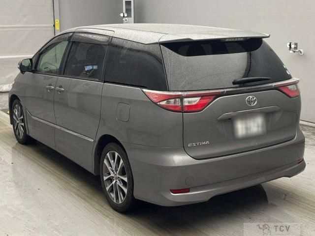 2017 Toyota Estima