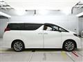 2016 Toyota Alphard