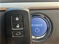 2016 Toyota Harrier Hybrid