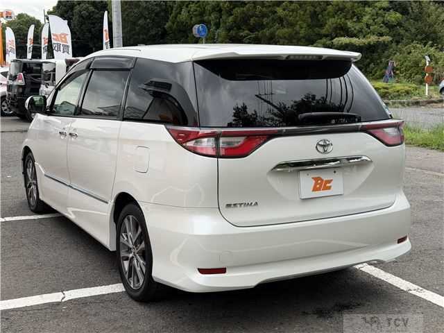 2016 Toyota Estima