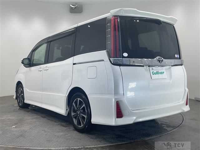 2017 Toyota Noah