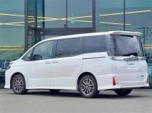 2017 Toyota Voxy