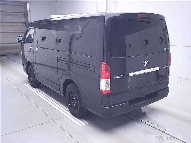 2017 Toyota Hiace