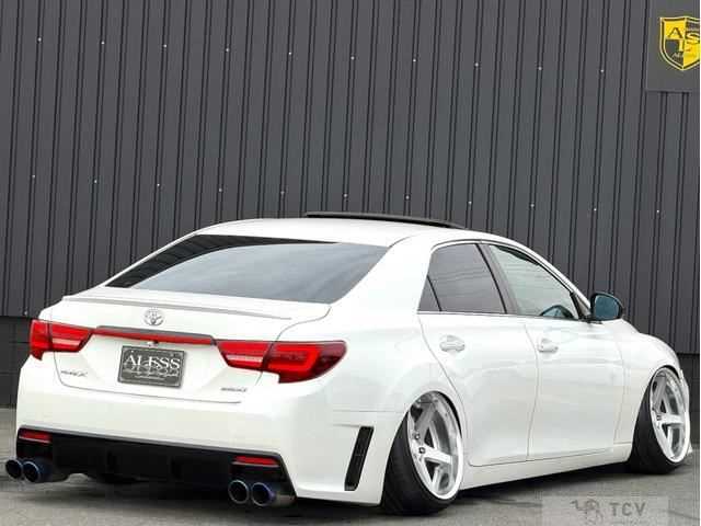 2016 Toyota Mark X
