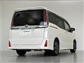 2017 Toyota Noah