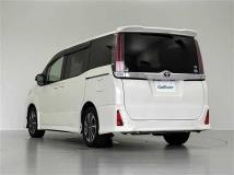 2017 Toyota Noah