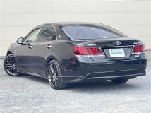 2015 Toyota Crown Hybrid