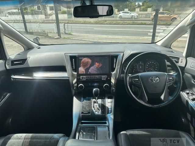 2017 Toyota Alphard