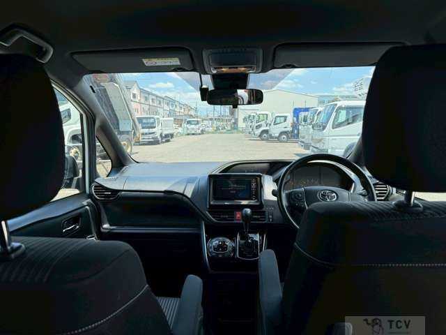 2019 Toyota Voxy