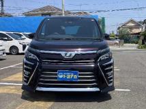 2017 Toyota Voxy