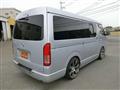 2009 Toyota Regiusace Van