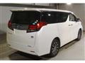 2015 Toyota Alphard Hybrid