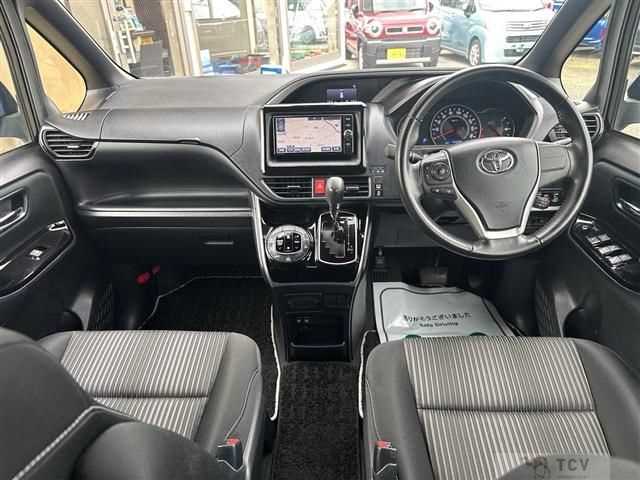 2018 Toyota Voxy