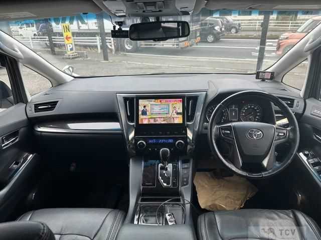 2016 Toyota Vellfire