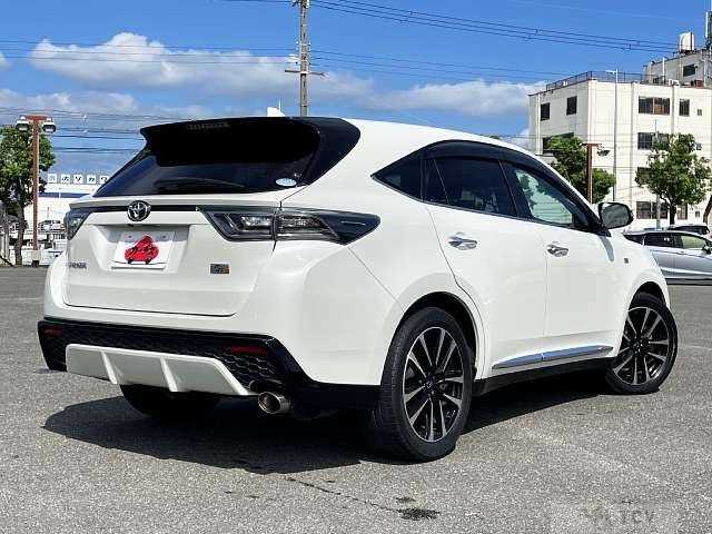 2016 Toyota Harrier
