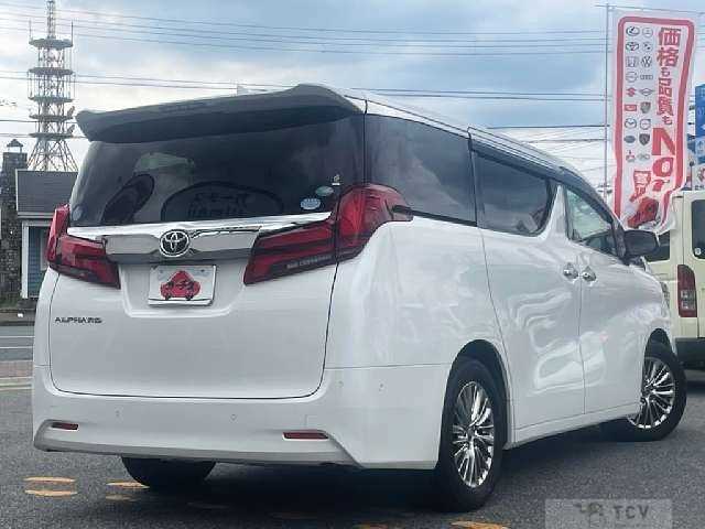 2018 Toyota Alphard