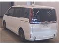 2017 Toyota Noah