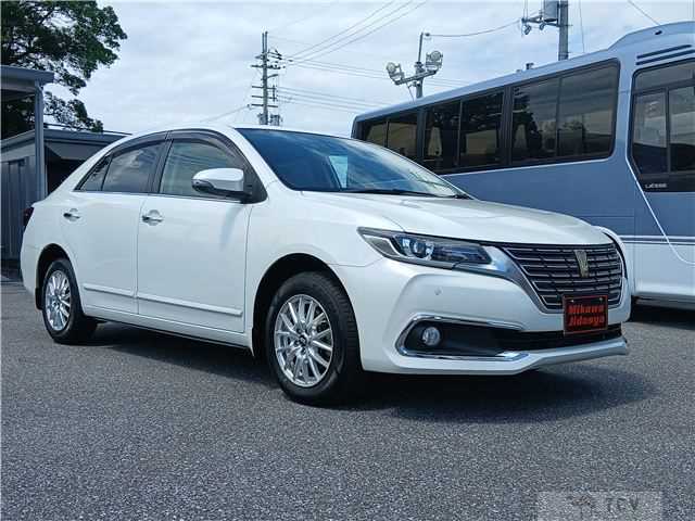 2017 Toyota Premio
