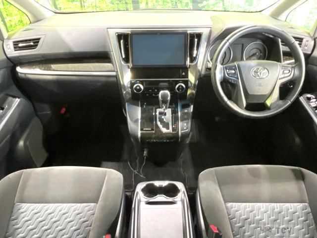 2017 Toyota Alphard