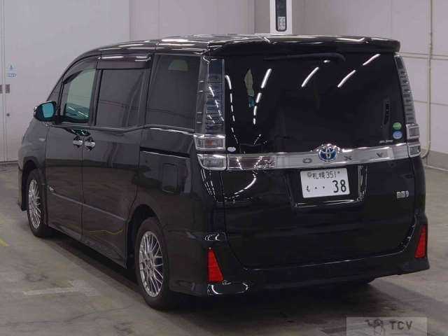 2020 Toyota Voxy
