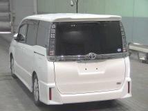 2016 Toyota Voxy