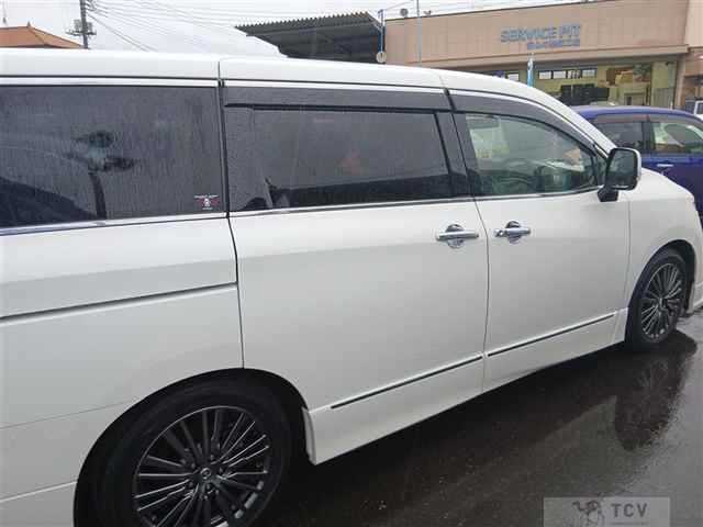 2018 Nissan Elgrand