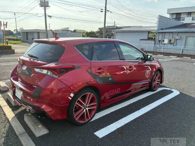 2016 Toyota Auris